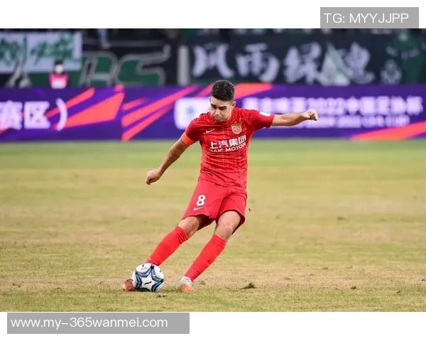 李中华足球在上海的崛起与发展探索新路径与未来愿景 李中华足球在上海的崛起与发展探索新路径与未来愿景