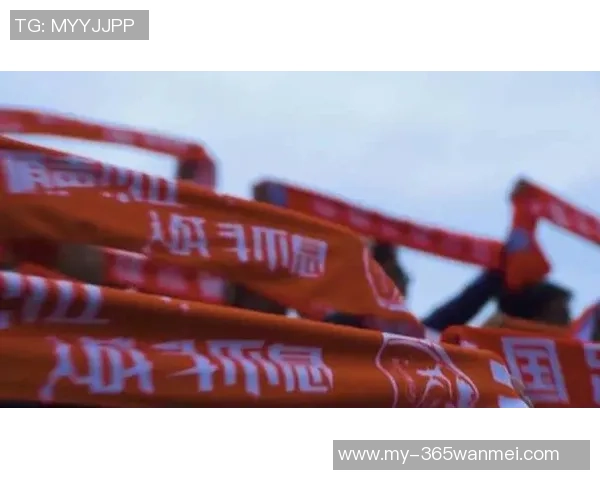 王梁的足球传奇之路:从草根到巅峰的奋斗与荣耀